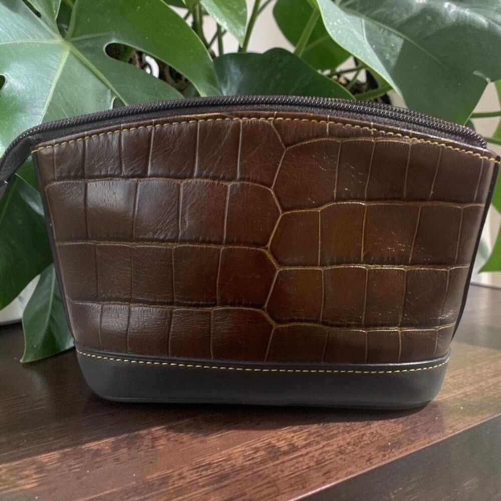Vintage Dooney & Bourke Croc-Embossed Leather Cosmetic Bag in dark brown EUC - Picture 2 of 3